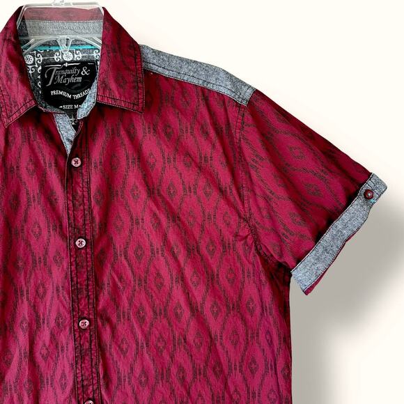 Tranquilty & Mayhem Short Sleeves Button Up Shirt Men Size M Geometric Burgundy - Picture 6 of 13